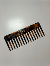 The Vanity Comb