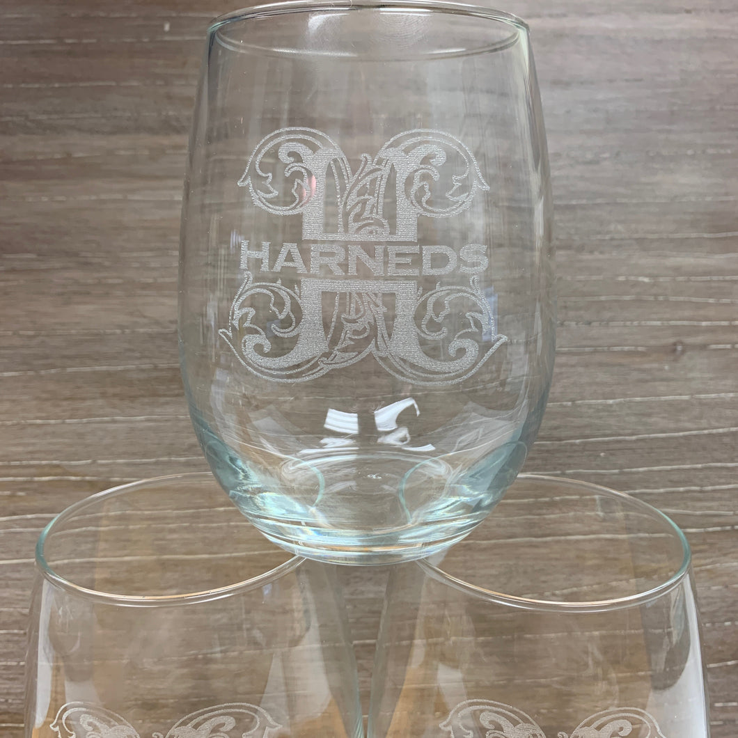 Engraved Stemless Wine Glasses - Set of 4, Vintage Vine Design