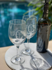 Brennan Collection Wine Glass Set with 2 Letter Kensington Monogram En –  Frill Seekers Gifts